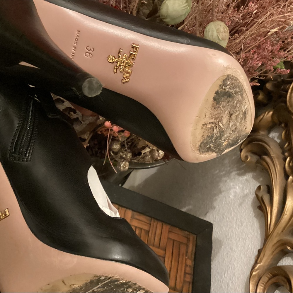 Prada Black Women's Shoes - Picture 4 of 4